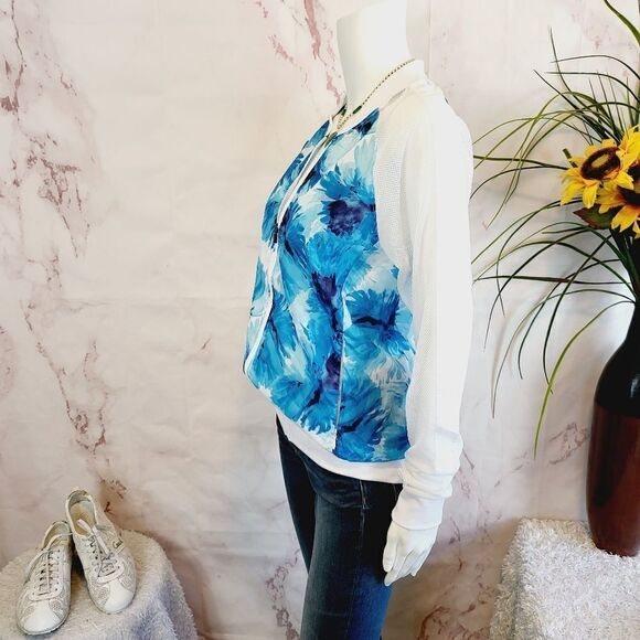 Fabletics pretty island print blue jacket - Picture 7 of 10